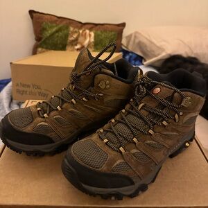 Merrell Moab 3 Mid Waterproof Hiking Boots Mens 9W Earth Brown J500663W Vibram